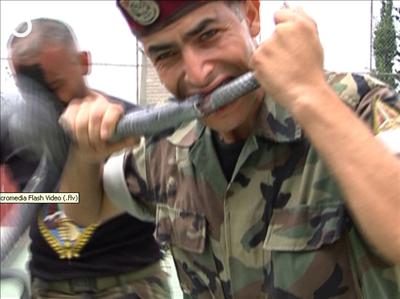 مغاوير الجيش اللبناني يأكلون رأس الأفعى - أرشيف