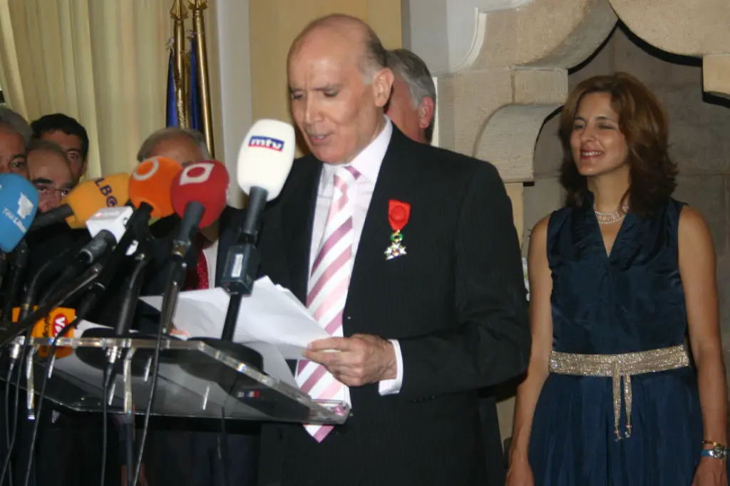 الدكتور كامل مهنا