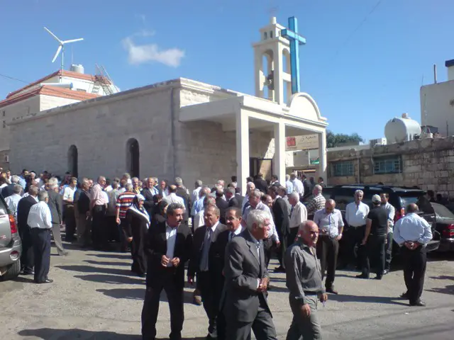  كنيسة مار انطونيوس المارونية في الخيام حيث احتفل يحتفل بالصلاة لراحة نفس هاني عساف