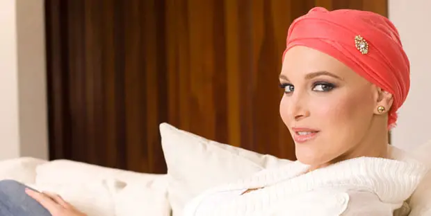 سرطان الثدي يغيّب ملكة جمال فنزويلا إيفا ايكفال عن 28 عاماً
