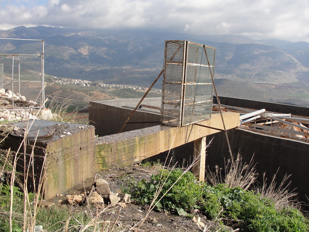 معمل الصرف الصحّي على طريق الوطى