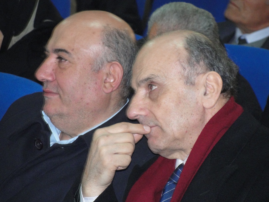 جانب من الحفل التأبيني للدكتور حليم القسيس في مركز الطويل