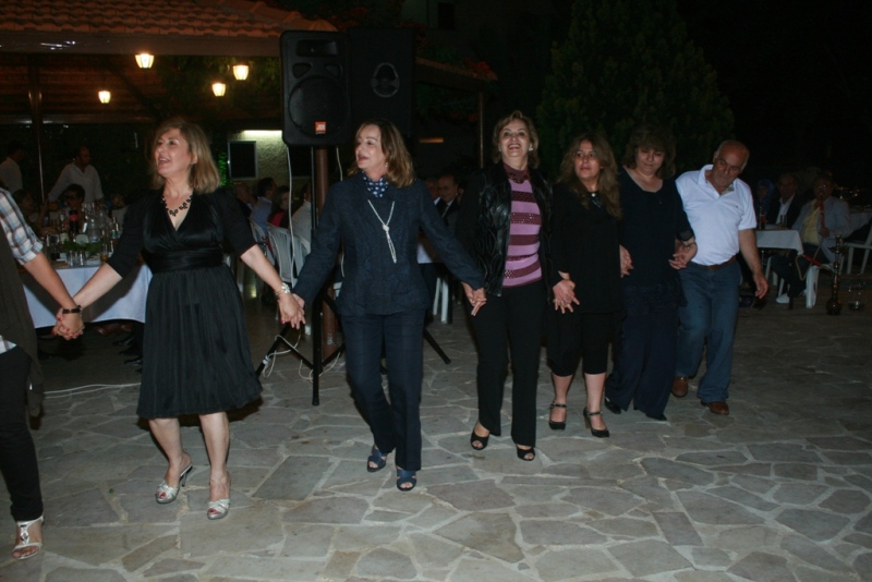 من الحفل السنوي لنادي الخيام الثقافي الاجتماعي الذي أقيم في فندق الدانا في 2 تموز 2011