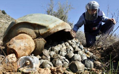 ٤ ملايين قنبلة عنقودية أطلقت على لبنان في الساعات الـ٧٢ الأخيرة من حرب تموز
