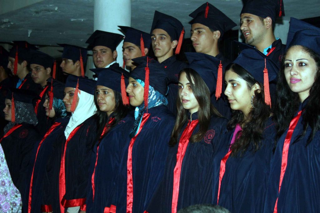 الطلاب المكرمون