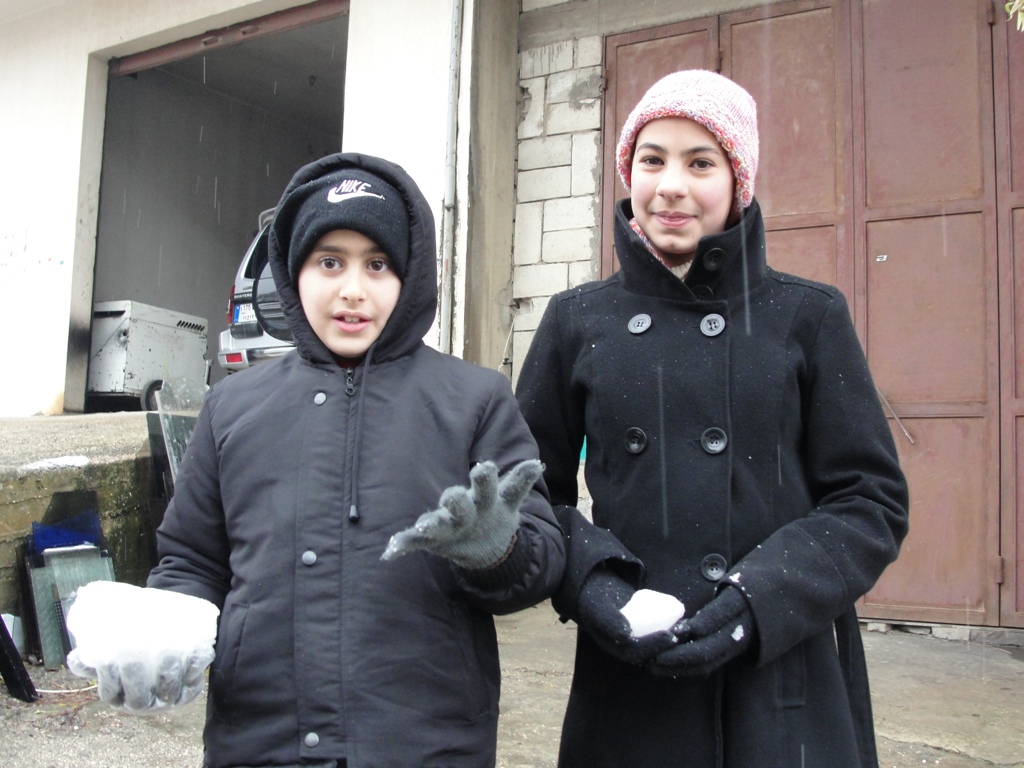 سلام إلى أبنائها (رنين حسين سويد وأحمد محمد سعد)