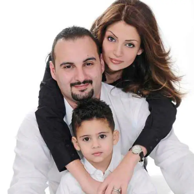 فقيد الخيام الغالي طارق علي حيدر.. المحب لعائلته