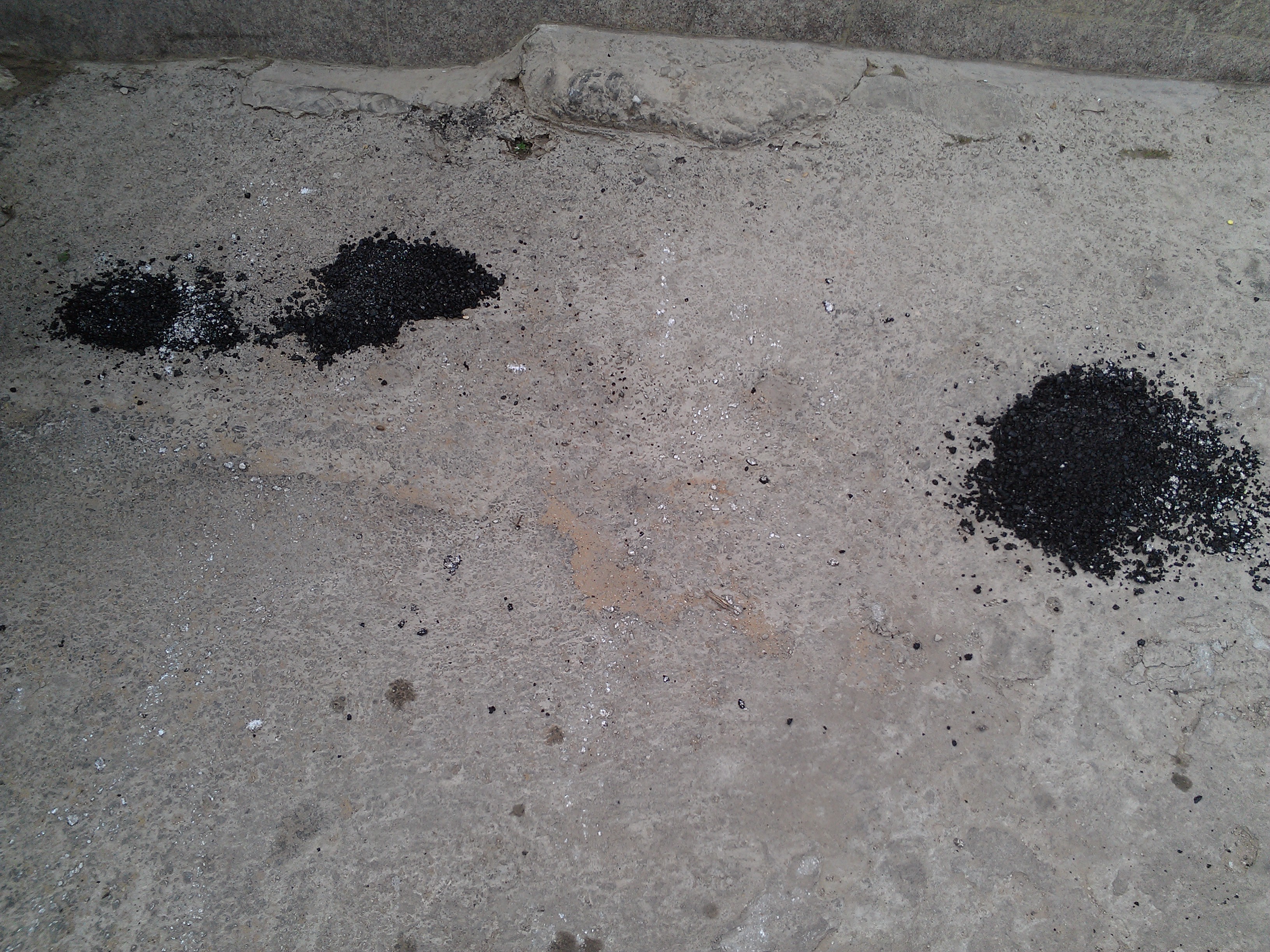 وأخيراً: بلدية الخيام تزفت الحارة الشرقية.. يا فرحة ما تمّت