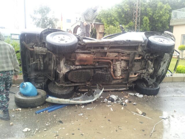 حادث سير على طريق عام بلدة زفتا – النبطية يؤدي إلى اصابة السائقة