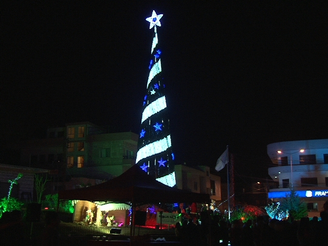 إضاءة شجرة الميلاد في ساحة مرجعيون