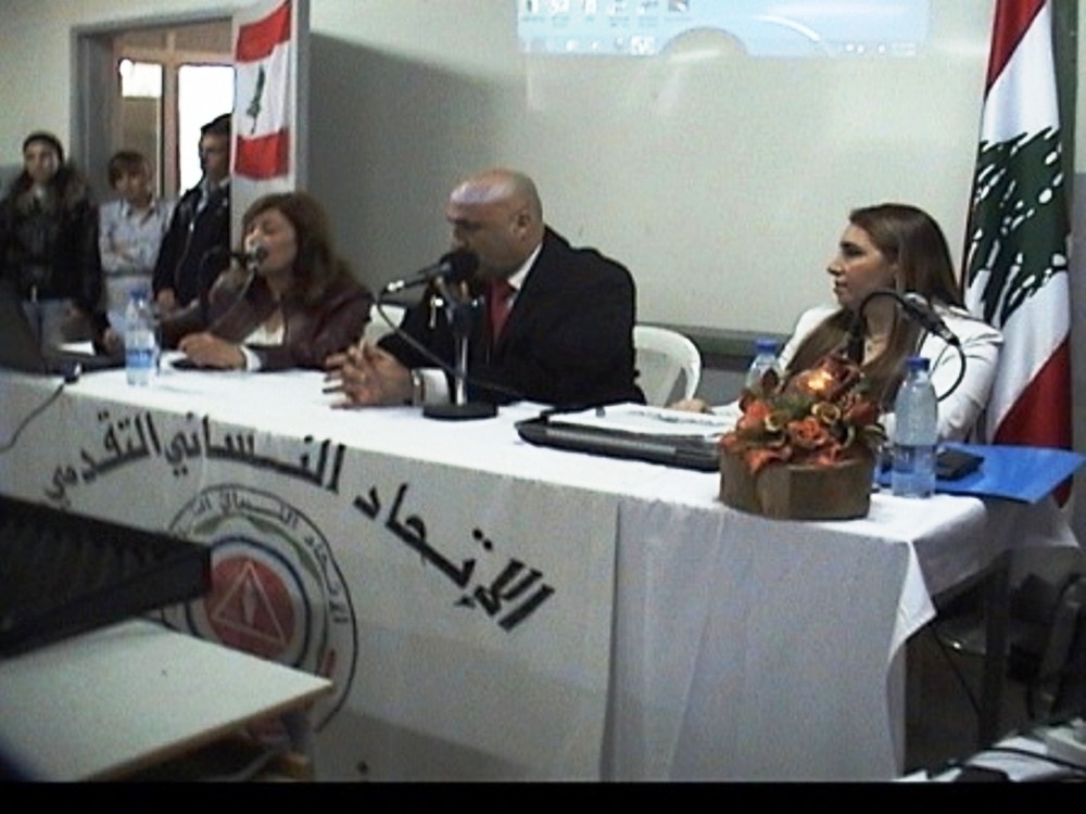 المقدم منصور خلال اقاء المحاضرة حول المخدرات في حاصبيا