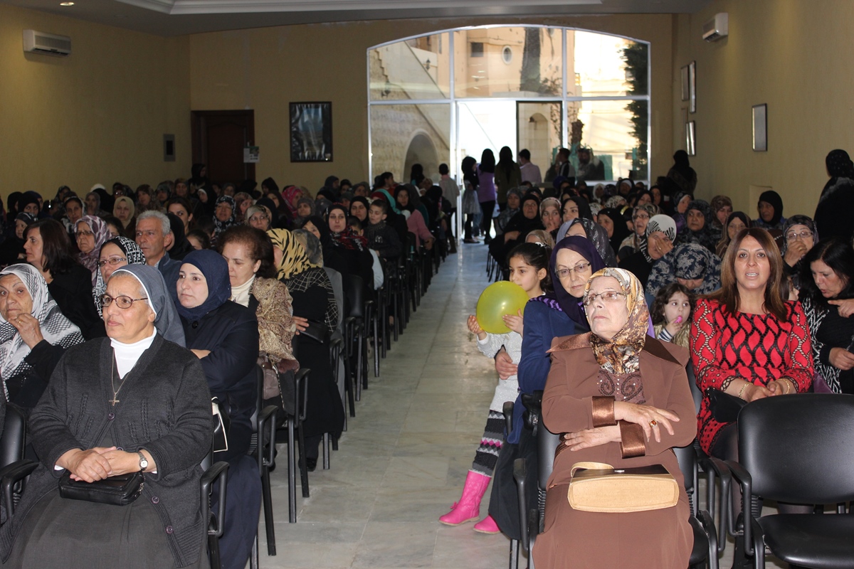 احتفالية عيد الأم  التي أقامها مركز محمد طويل الخيري الاجتماعي وجمعية سيدات الخيام للتنمية