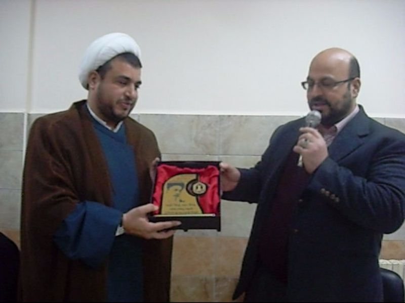 الشيخ محمد قانصو مكرماً في الخيام