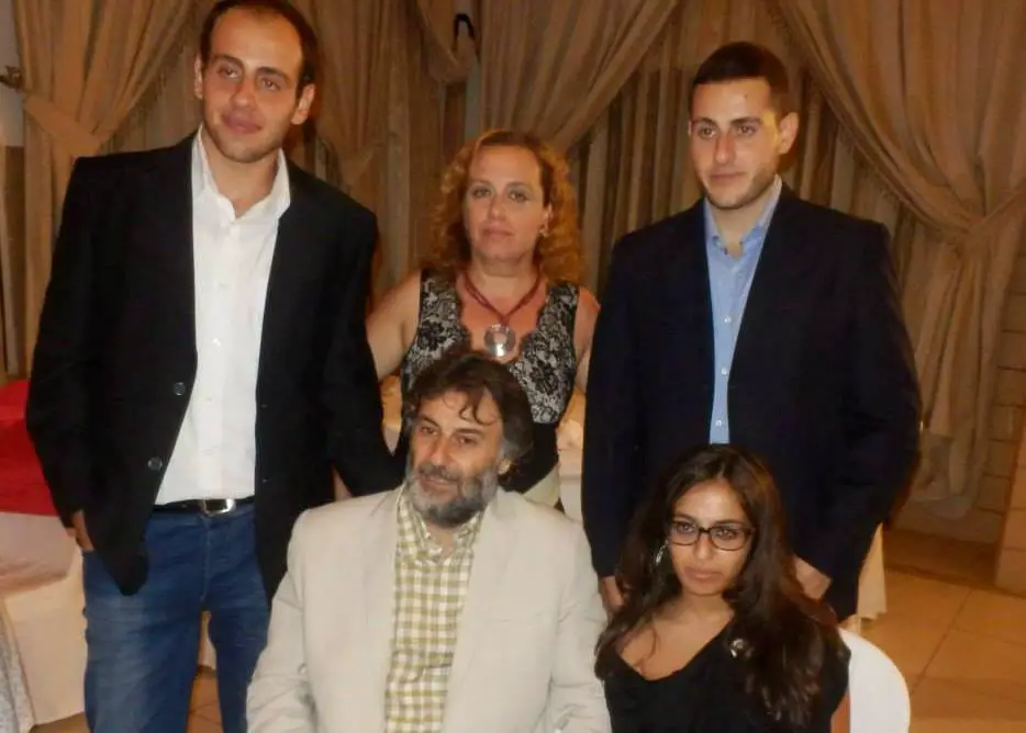 المناضل كمال البقاعي وأغنار عواضة وأحبتهم