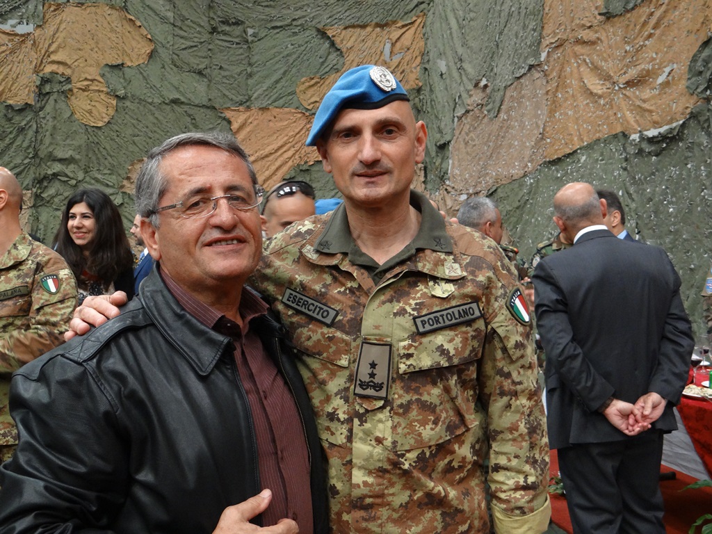 المهندس أسعد رشيدي والقائد العام لقوات اليونيفيل العاملة في جنوب لبنان الميجور جنرال لوتشيانو بورتولانو في إحدى المناسبات - أرشيف