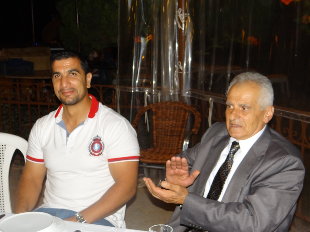 الأستاذ حسين خريس ( عضو المجلس البلدي ممثلاً بلدية الخيام) والسيد حسن حيدر