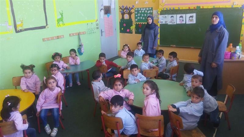 طلاب جدد في مدرسة الهبارية (طارق ابو حمدان)