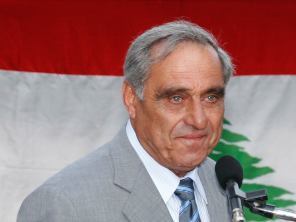 المربّي موريس دبغي.. يستحق منا شهادات الأحترام والوفاء والتقدير لسنين كرّسها خدمةً لبيئته الحاضنة