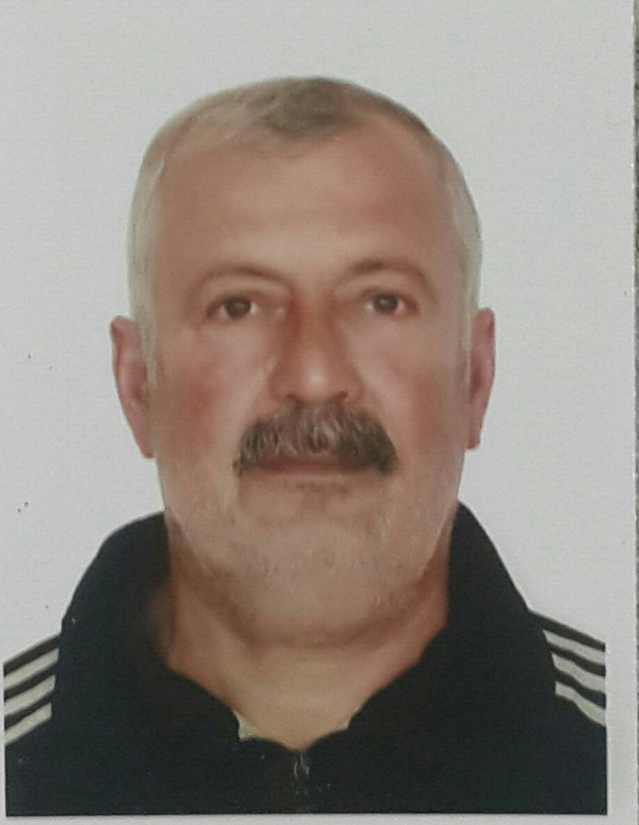 أبو علي رياض خريس، كل التمني له بالفوز بمقعد اختياري، والمخترة تليق بأمثاله المحبين لبلدتهم والمدافعين عنها