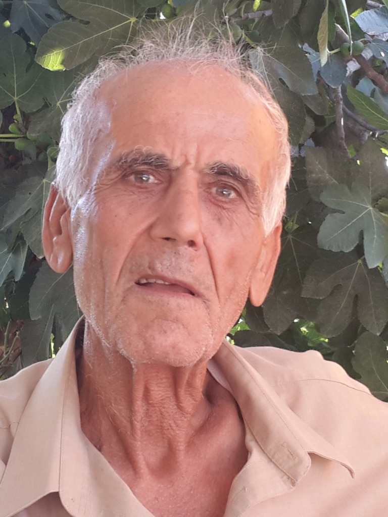 الكاتب علي عبد الحسن مهدي