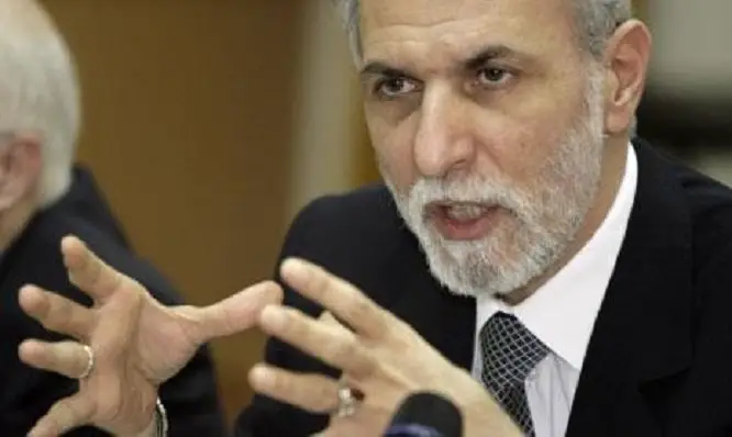 عضو الهيئة العامة الناخبة للمجلس الإسلامي الشيعي الأعلى الوزير السابق ابراهيم شمس الدين