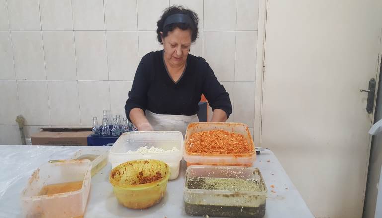 تحتفظ صاحبة الفرن لنفسها بـ سر أصنافها (المدن، لوسي بارسخيان)