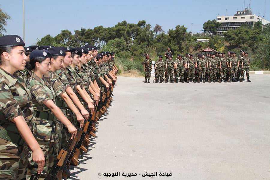 جنديات في الجيش اللبناني (مديرية التوجيه).