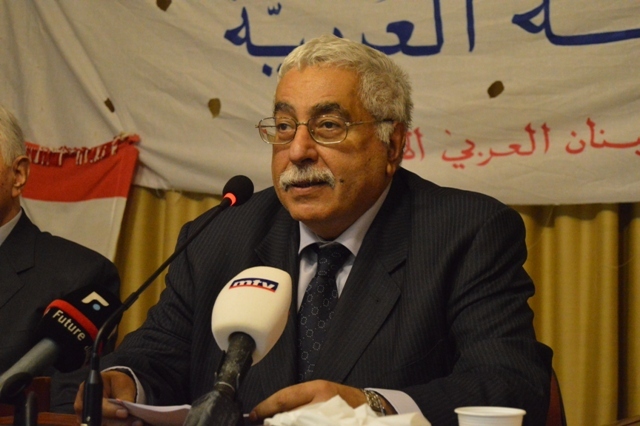الكاتب معن بشور الأمين العام السابق للمؤتمر القومي العربي (مفكر وكاتب وسياسي لبناني)