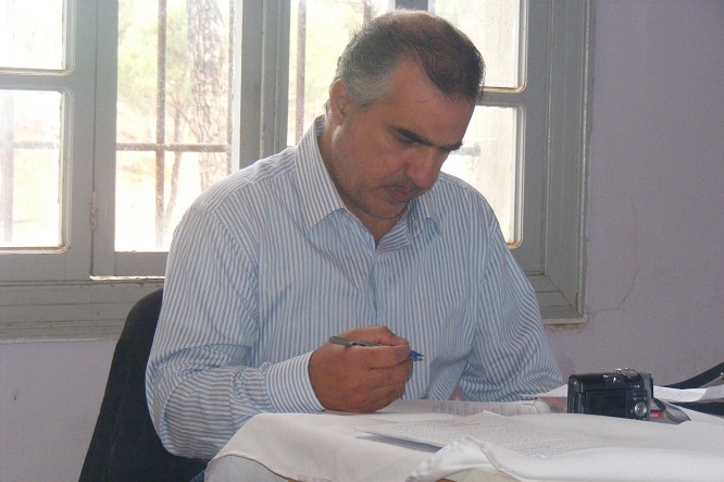 الأستاذ أحمد حسان