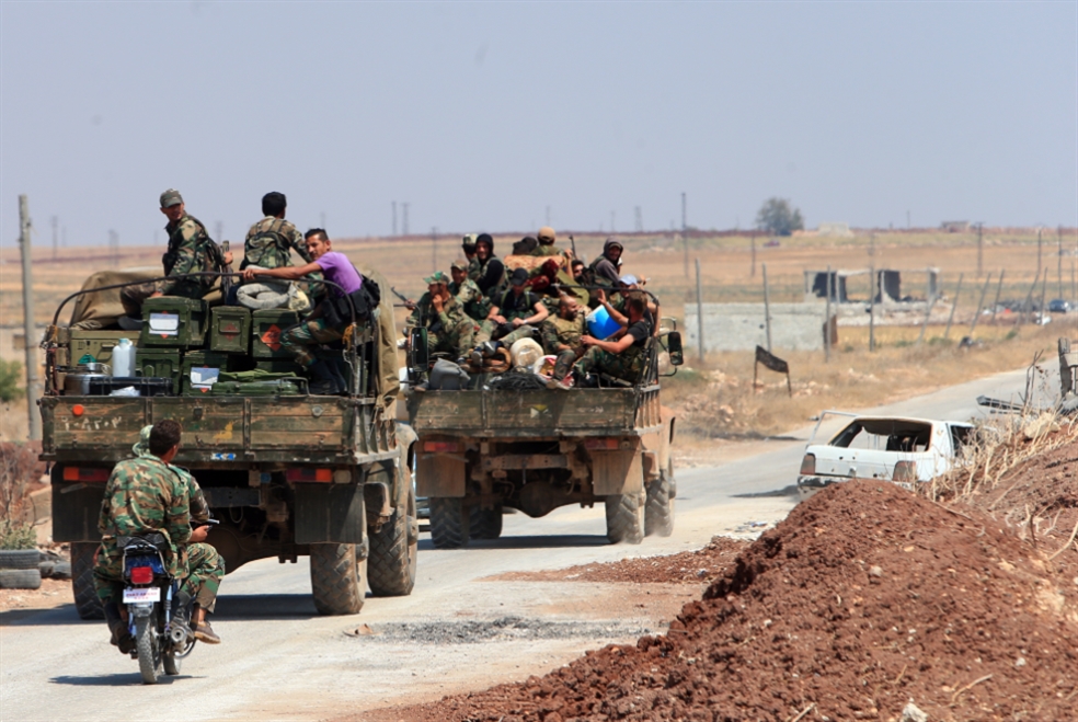 تبادلت الفصائل المسلحة الاتهامات في شأن التهاوي السريع للجبهة أمام الجيش السوري (هيثم الموسوي)