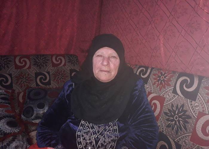 العجوز السبعينية سكرة حسين الخضير تشكو عجزها ومرضها وفقرها
