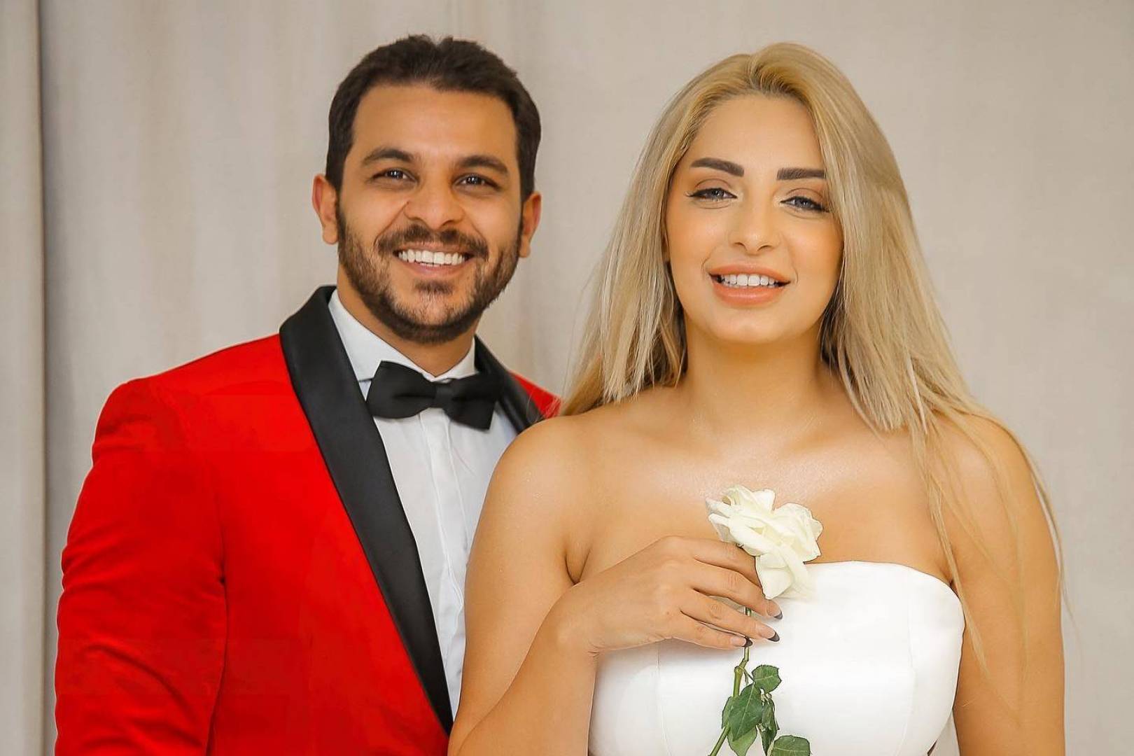 المطرب محمد رشاد وزوجته الإعلامية مي حلمي