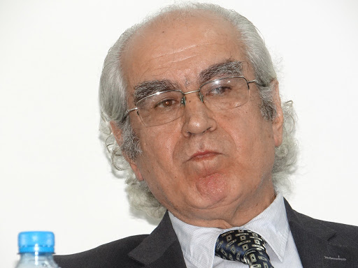 الكاتب أسعد غصن