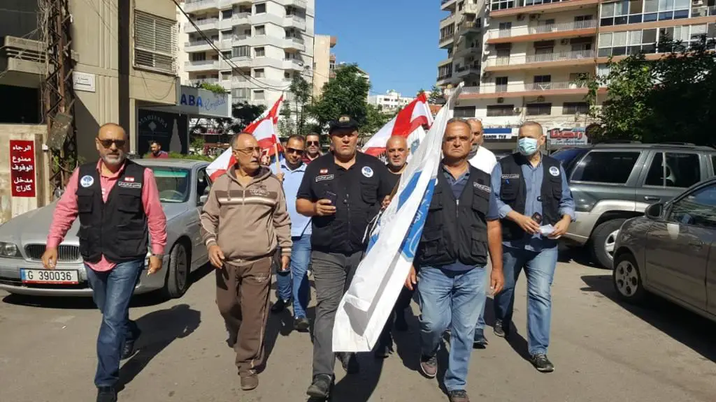 متقاعدو قوى الأمن يتظاهرون في طرابلس.