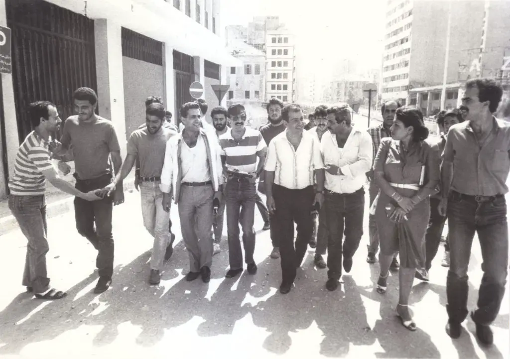 سعيد الضاوي على رأس اللجنة الأمينة خلال فتح المعابر في بيروت بتاريخ 29 تموز 1984 (عن هوا لبنان)