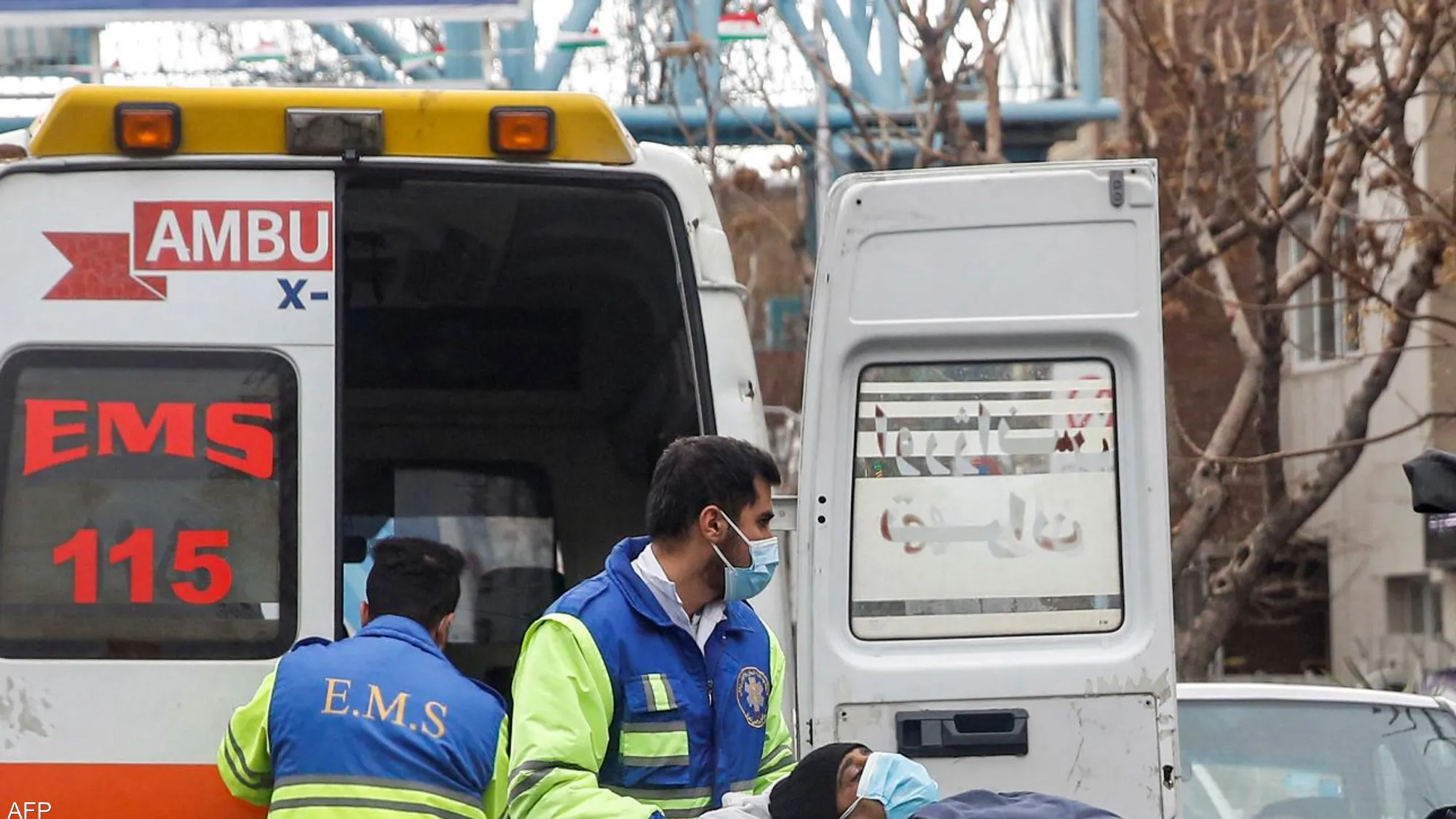 أرشيفية لسيارة إسعاف في طهران