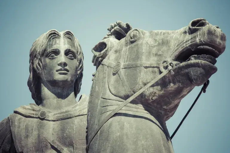 تمثال للإسكندر الأكبر في اليونان (شترستوك)