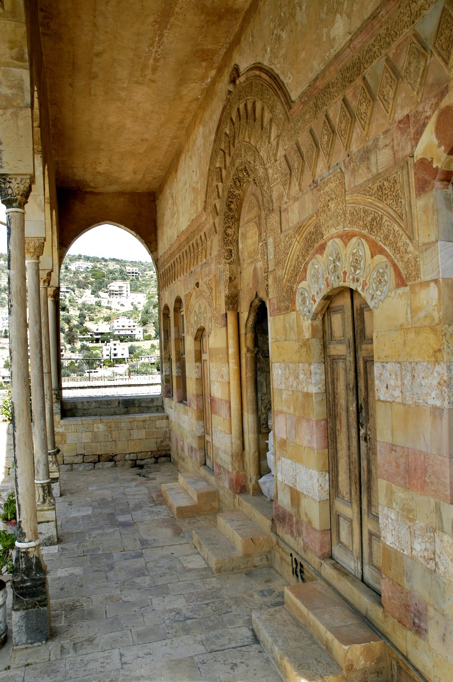 يعود تاريخ بناء قصر حاصبيا إلى ما بين العامين 1100 و1171 ميلادياً (كامل جابر)