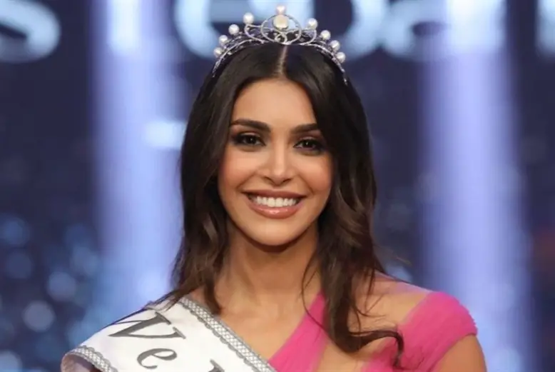 فازت ياسمينا زيتون بلقب «ملكة جمال لبنان» 2022