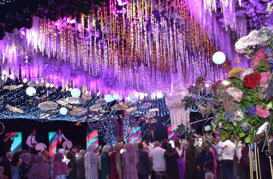 قال مدير إحدى الاستراحات في صور: تراجعت الأعراس إلى ما بين 5 أو 6 في المئة عما كانت عليه قبل الحرب (اندبندنت عربية)