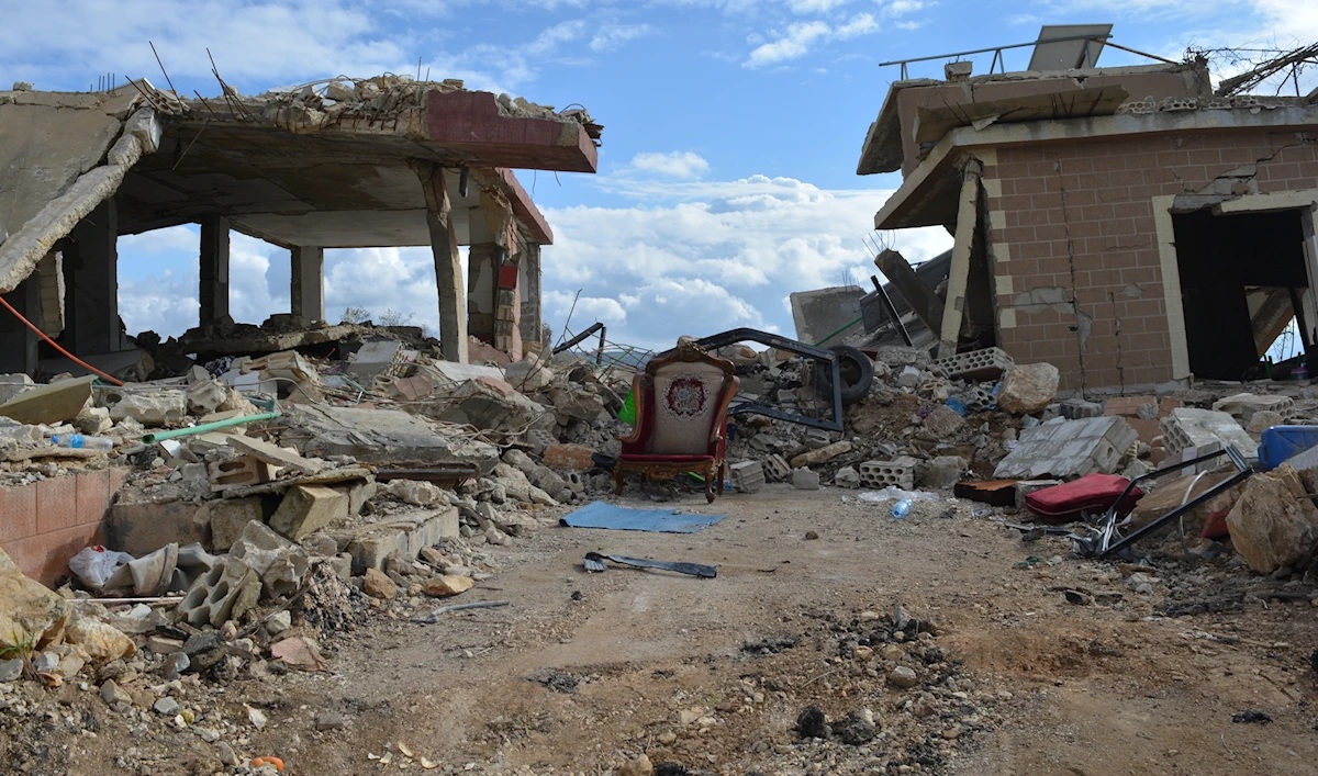 قرية طيرحرفا الحدودية أخليت تماماً من سكانها وفجرت كلّ بيوتها بعد حرب 66 يوماً عام 2024 (الأخبار)