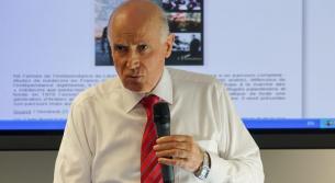 كامل مهنا ممثلاً لبنان على لائحة المرشحين لجائزة نوبل للسلام 2019