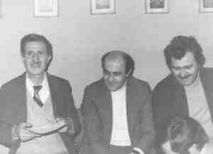 محسن ابراهيم متوسطاً الشهيدين جنبلاط وحاوي