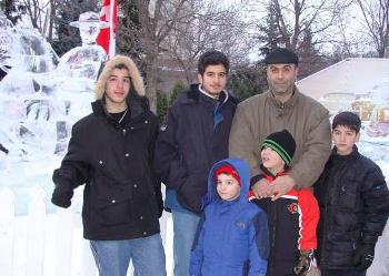 رياض أبو عباس و\