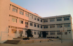 مبنى ثانوية الكفير الرسمية