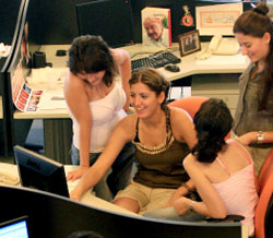 في مكاتب «أو تي في» (بلال جاويش)