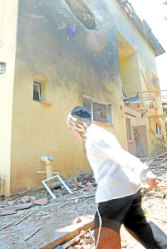 من بلدة ميرون قرب صفد (افياهو شابيرا)