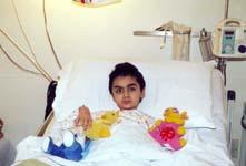 داليا خلال تلقيها العلاج في المستشفى