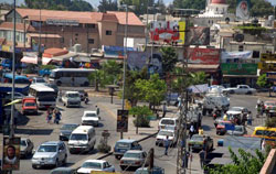 ازدحام في منطقة البص في صور