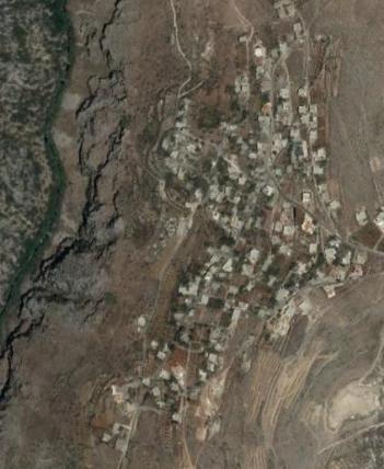  بلدة هــادئــة وادعـــة تقع على تلة وكــتــف وادي نهر الليطاني